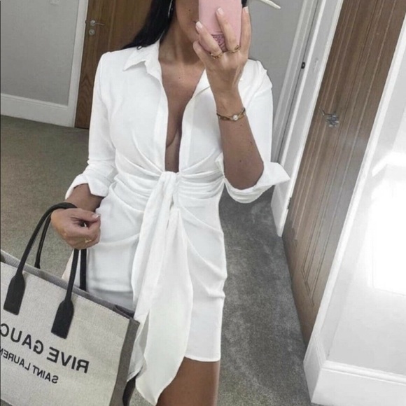 Dresses & Skirts - Zara Short Stretch Poplin Dress White Knot 4661/118